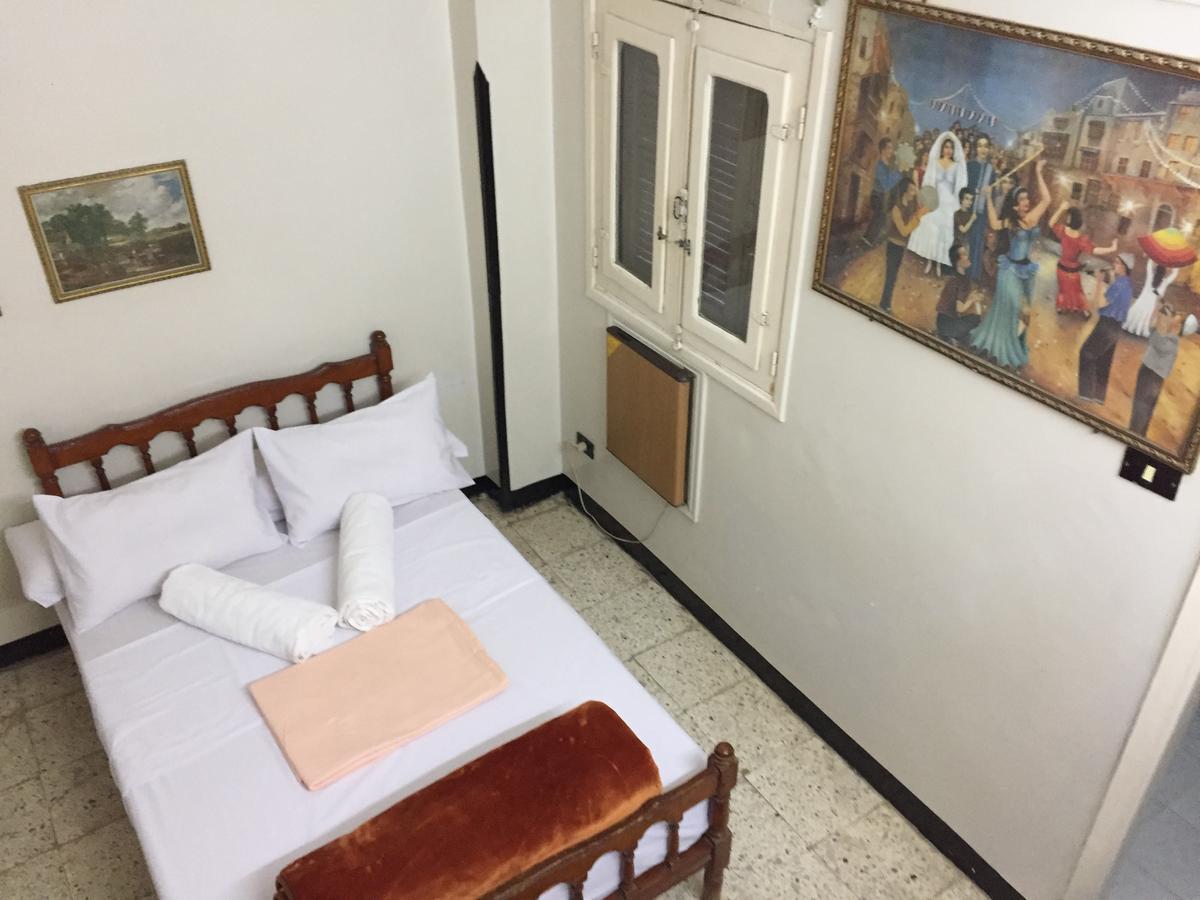 Happy Land Luxor Hostel Ngoại thất bức ảnh